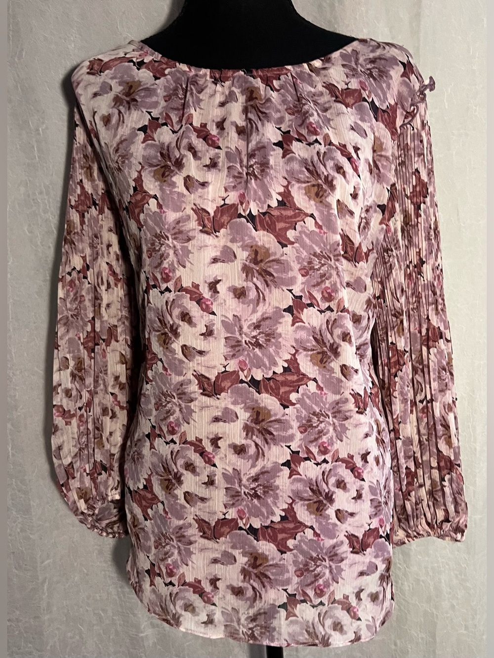 LC Floral purple Pleated Sleeve Blouse